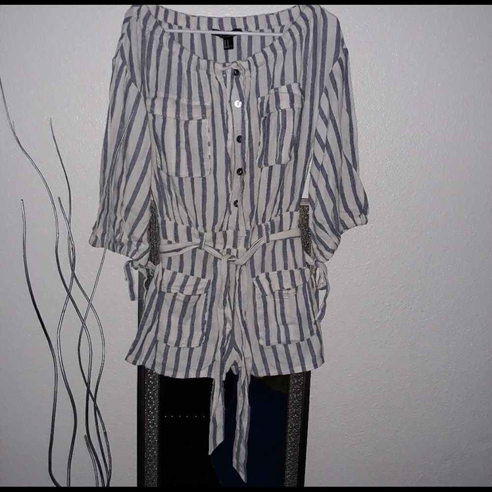 Linen romper - Picture 2 of 6